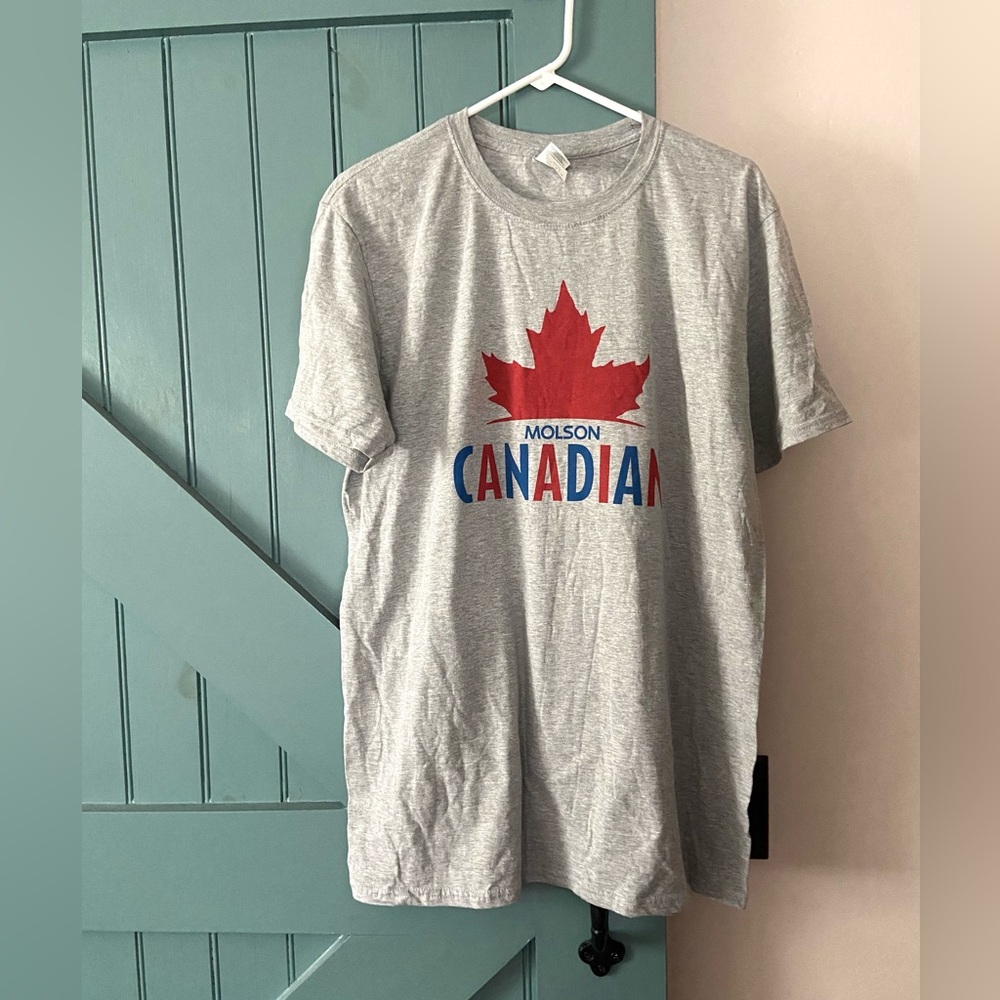Molson Canadian Mens T-shirt Gray Size Large